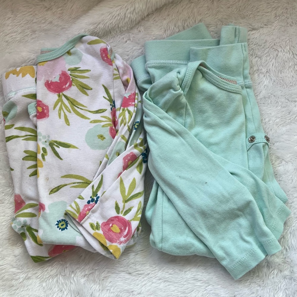 4pc Cloud Island matching sets baby girl 18mo
